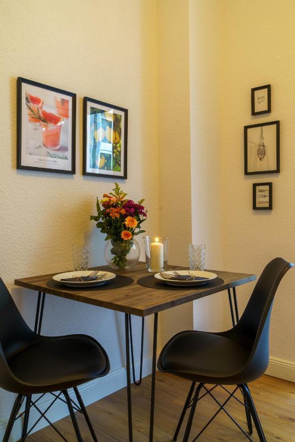 Suite Fuer 4 Mit Terrasse Im Herzen Der Innenstadt Schwerin  Zewnętrze zdjęcie